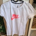 Nike חדשה עם תווית Nike - נייקי יד שנייה בנמיז - Nemyz