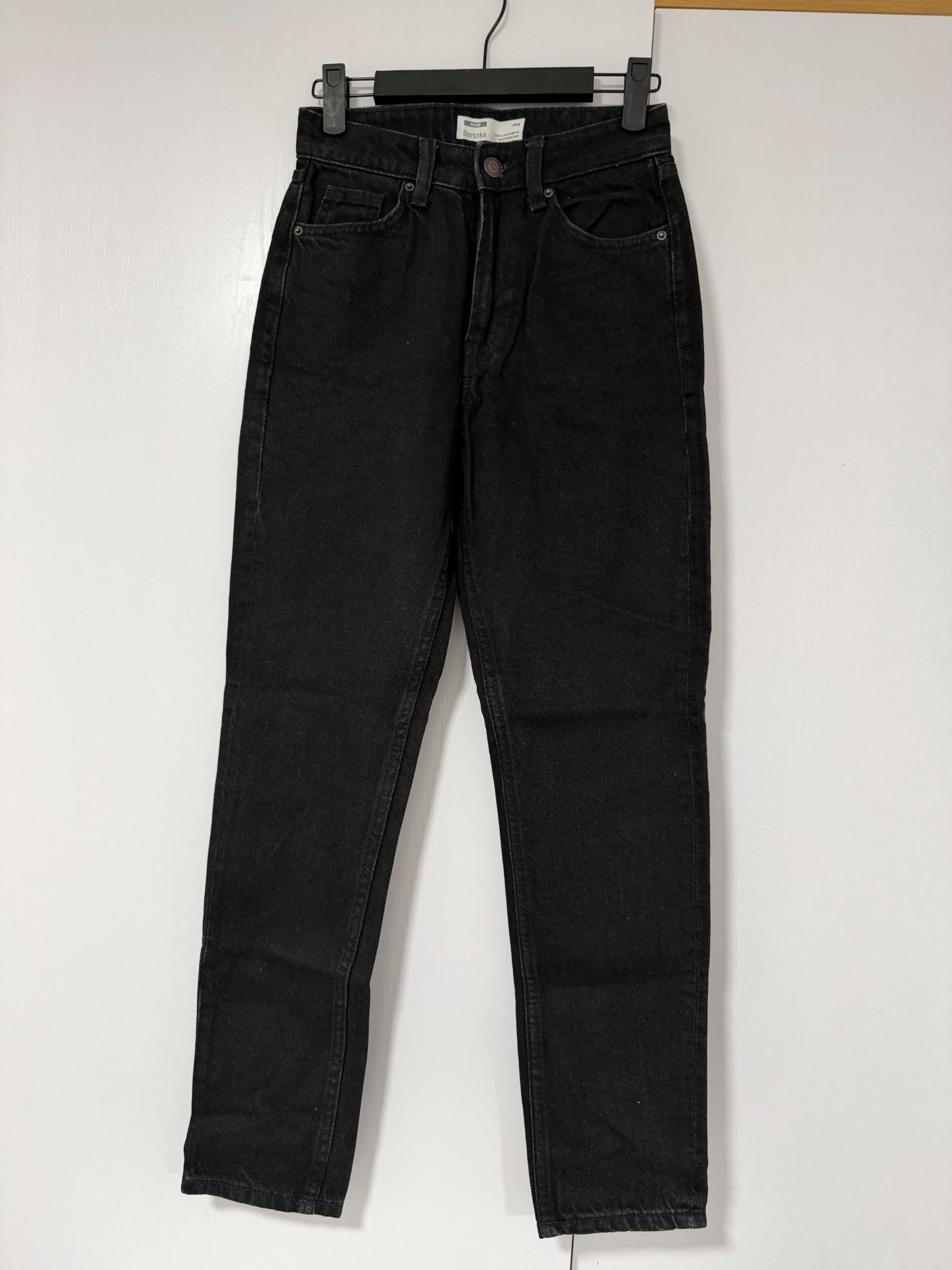 מכנסי ג׳ינס Bershka – ברשקה יד שנייה בנמיז - Nemyz