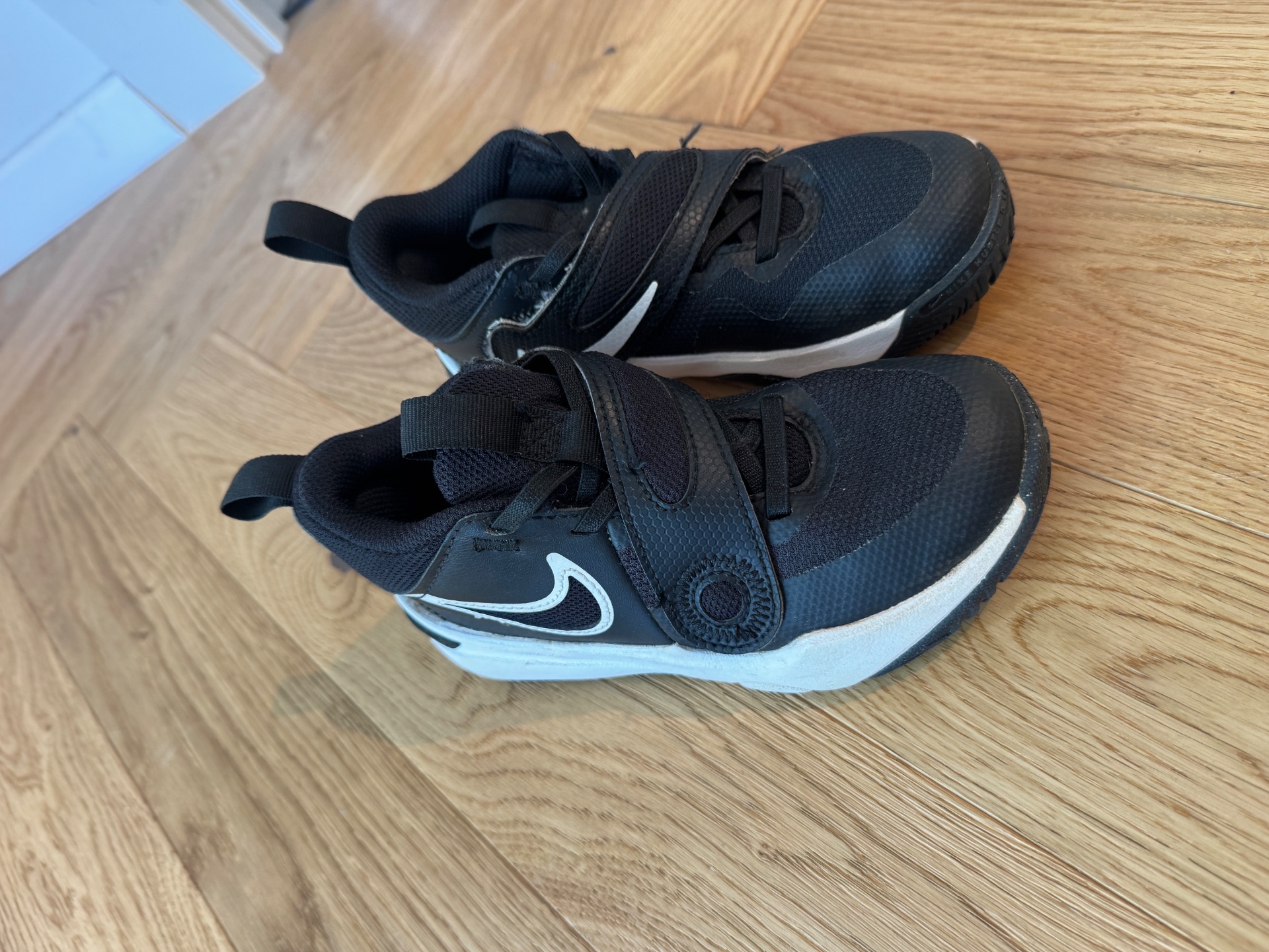 Nike – נעלי ספורט Nike - נייקי יד שנייה בנמיז - Nemyz