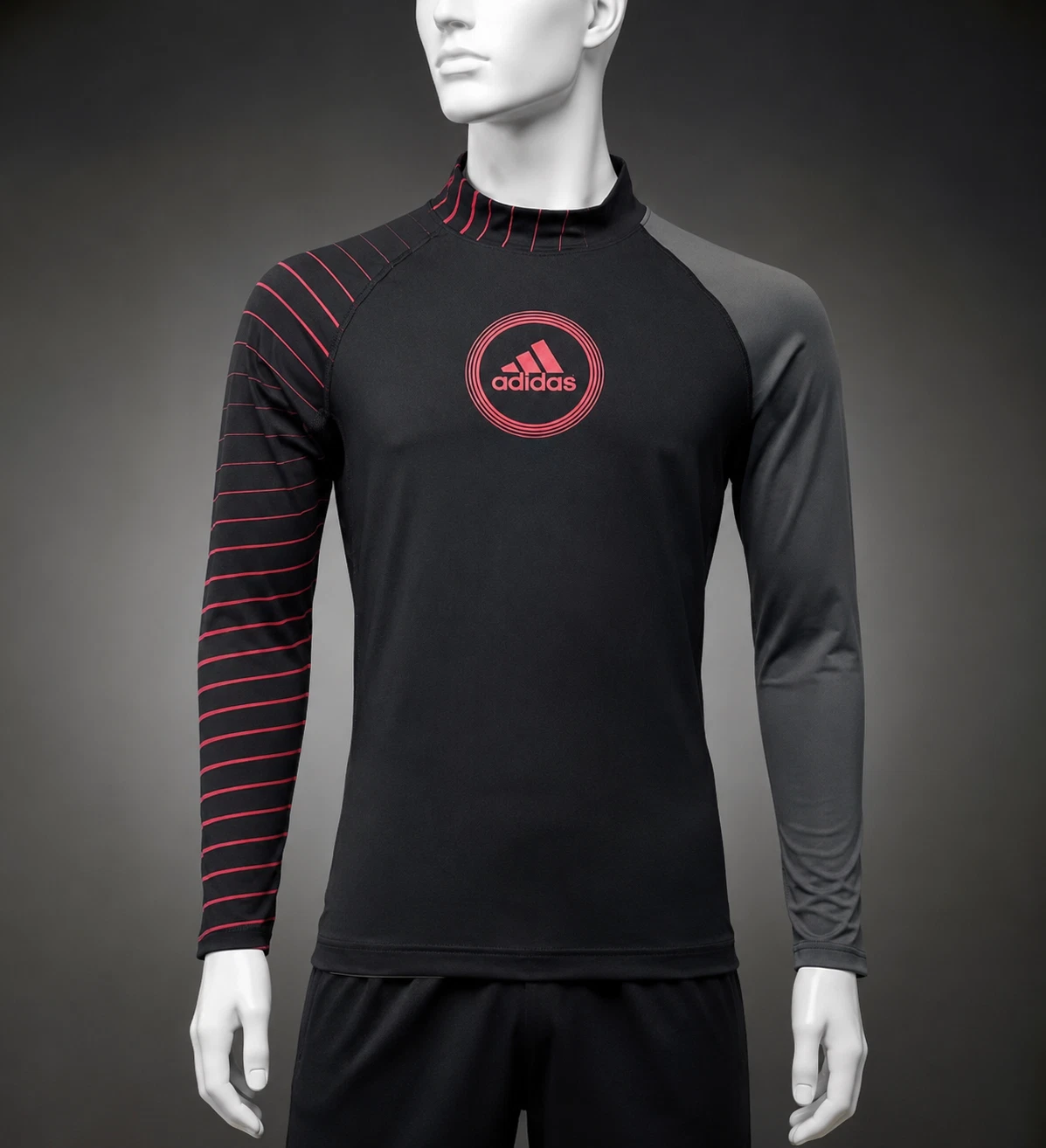 חולצת שחייה Adidas S Adidas – אדידס יד שנייה בנמיז - Nemyz
