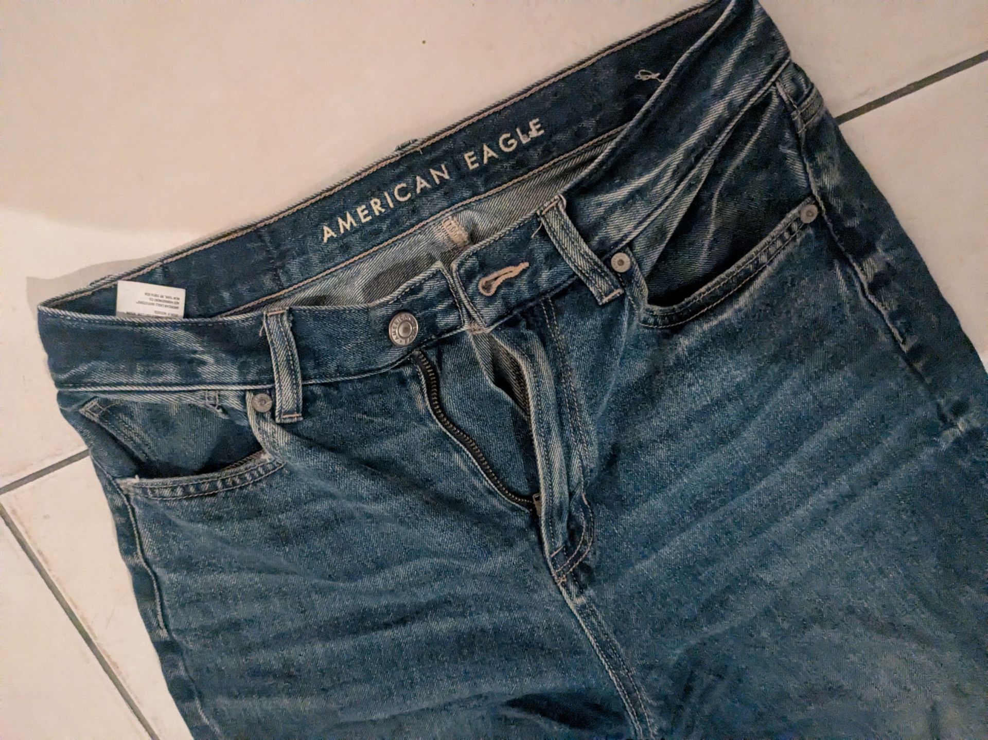 ג׳ינס כחול american American Eagle – אמריקן איגל יד שנייה בנמיז - Nemyz
