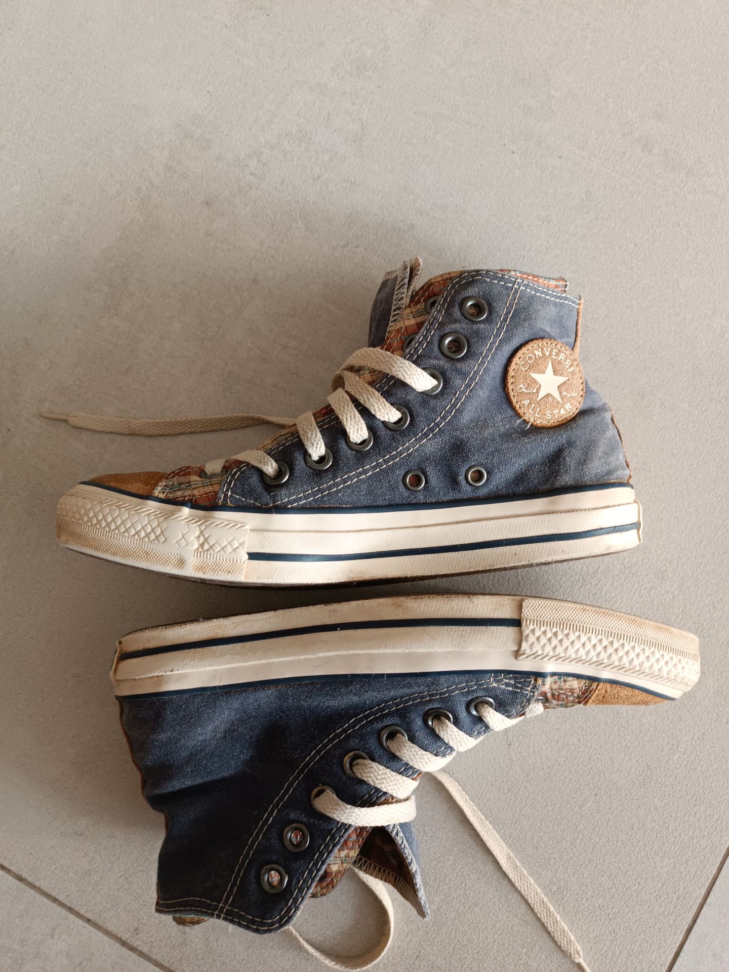 Converse Converse (All-Star) – קונברס (אול-סטאר) יד שנייה בנמיז - Nemyz
