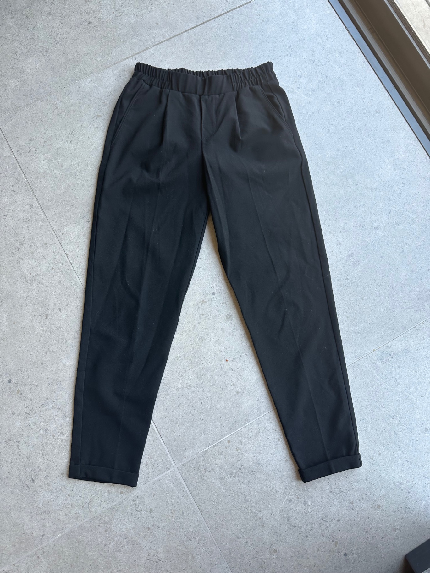 מכנס שחור אלגנטי Bershka – ברשקה יד שנייה בנמיז - Nemyz