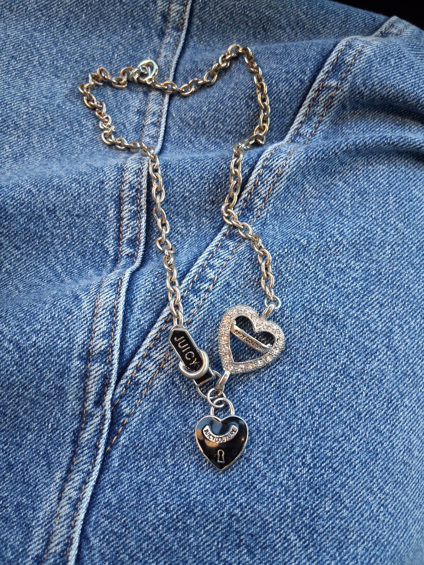 שרשרת Juicy Couture Juicy Couture - ג'וסי קוטור יד שנייה בנמיז - Nemyz