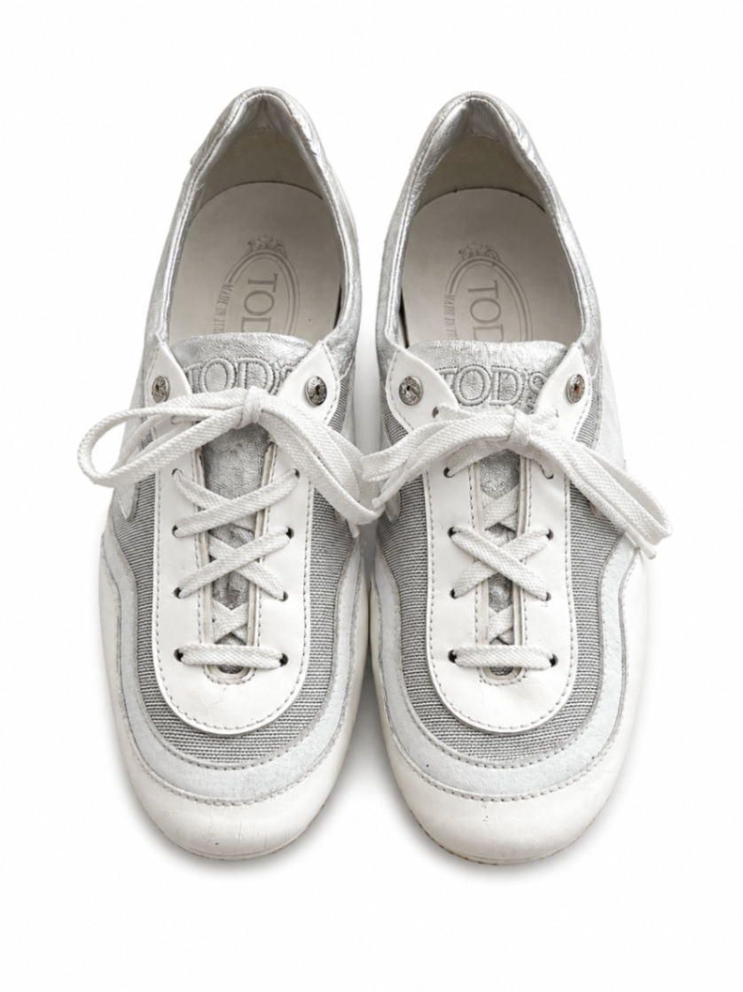 נעלי Tod’s כסף/לבן Tod's-טודס יד שנייה בנמיז - Nemyz