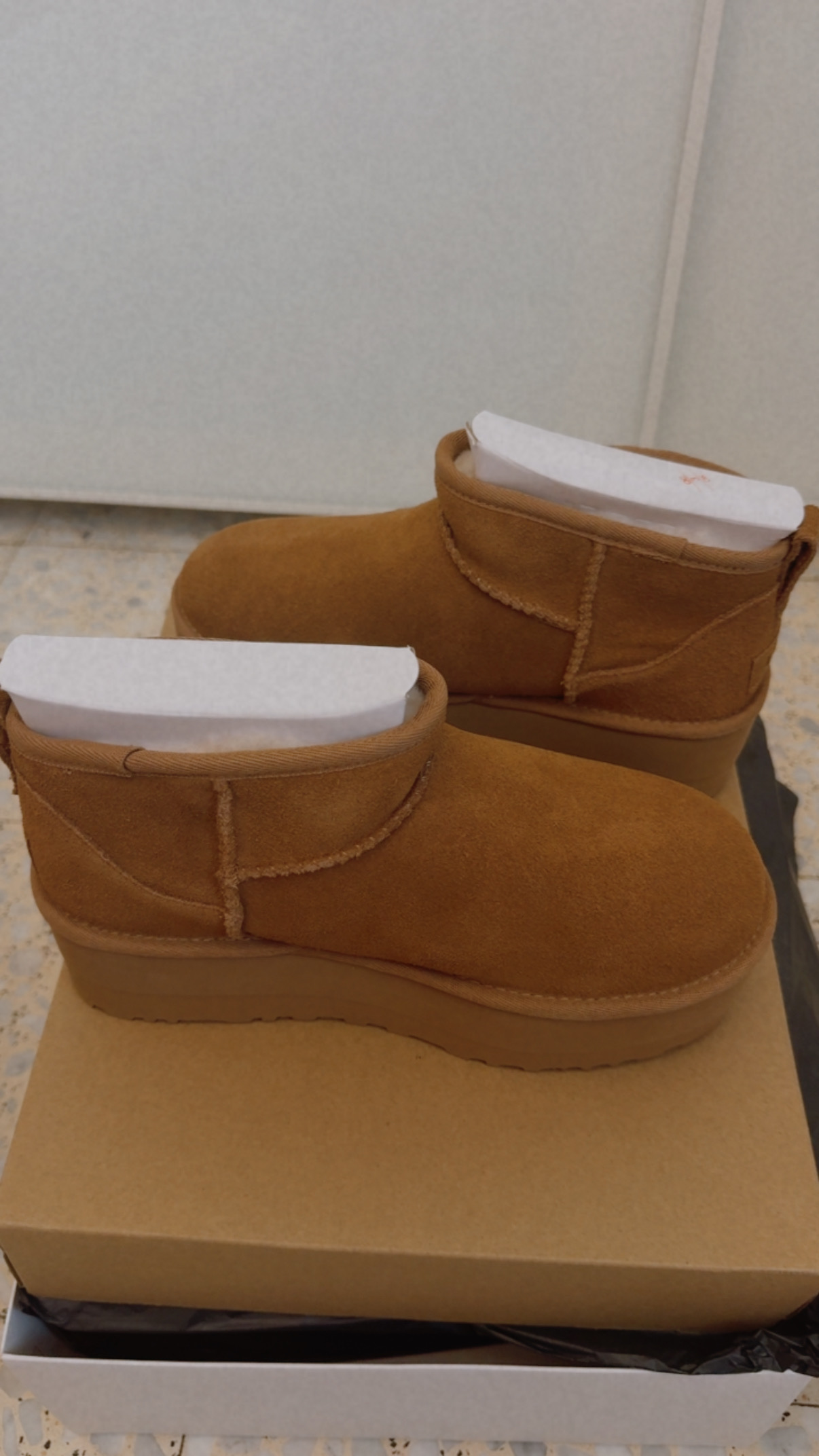 האג קצרות UGG - אג יד שנייה בנמיז - Nemyz
