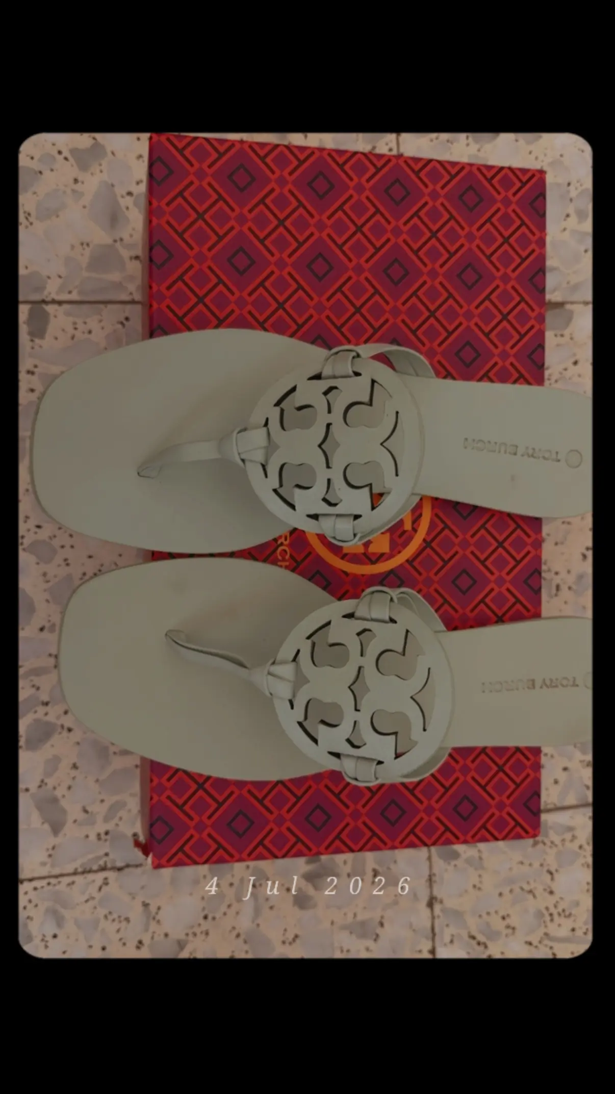 כפכפים טורי ברץ Tory Burch - טורי ברץ' יד שנייה בנמיז - Nemyz