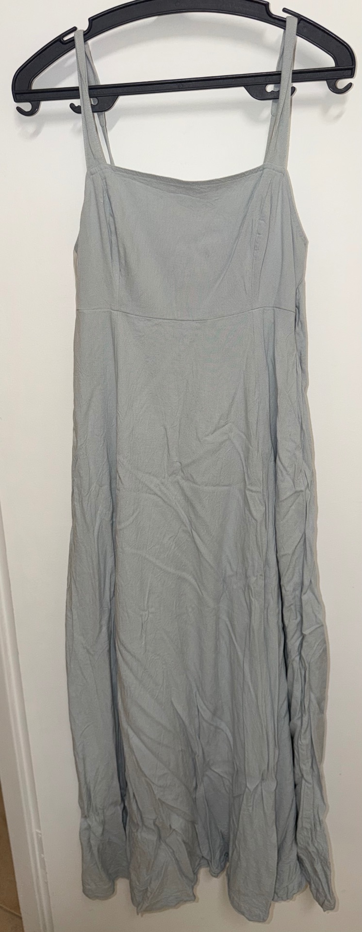 שמלת מקסי אפורה American Eagle – אמריקן איגל יד שנייה בנמיז - Nemyz