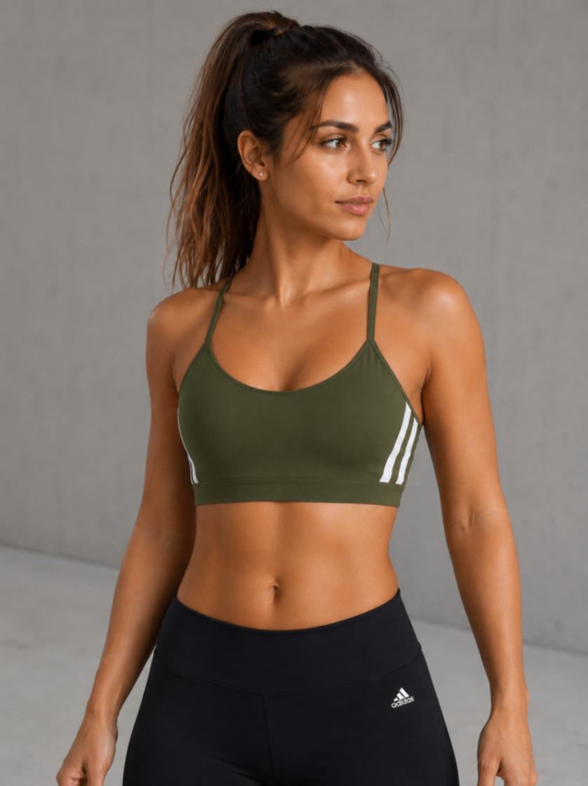 גוזיית ספורט M Adidas – אדידס יד שנייה בנמיז - Nemyz