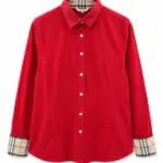חולצת Burberry אדומה Burberry – ברברי יד שנייה בנמיז - Nemyz