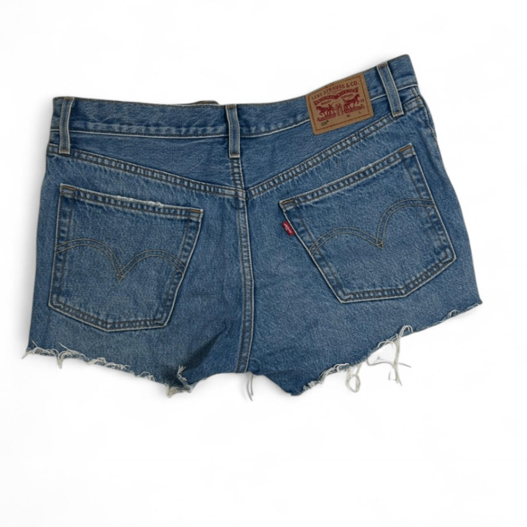 ג’ינס קצר ליוויס Levi's - ליווייס יד שנייה בנמיז - Nemyz