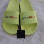 כפכפי Tommy Hilfiger Tommy Hilfiger - טומי הילפיגר יד שנייה בנמיז - Nemyz