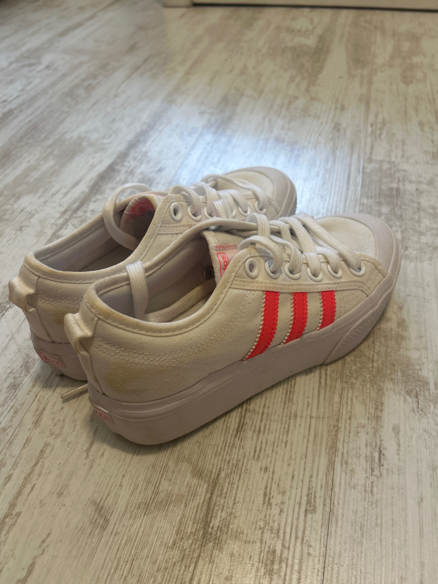 92382 Image 1