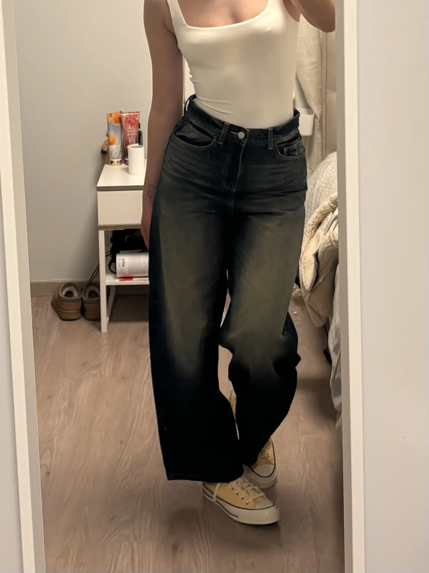 ג׳ינס רחב ברשקה Bershka – ברשקה יד שנייה בנמיז - Nemyz