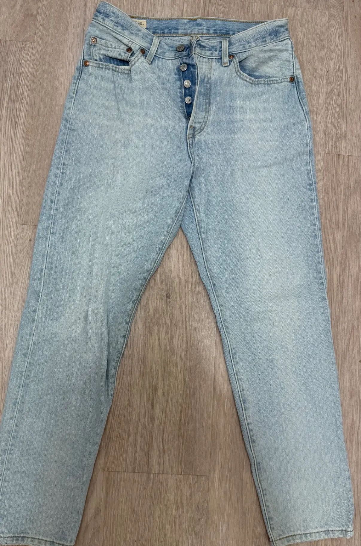 ג׳ינס ליוויס 501 Levi's - ליווייס יד שנייה בנמיז - Nemyz