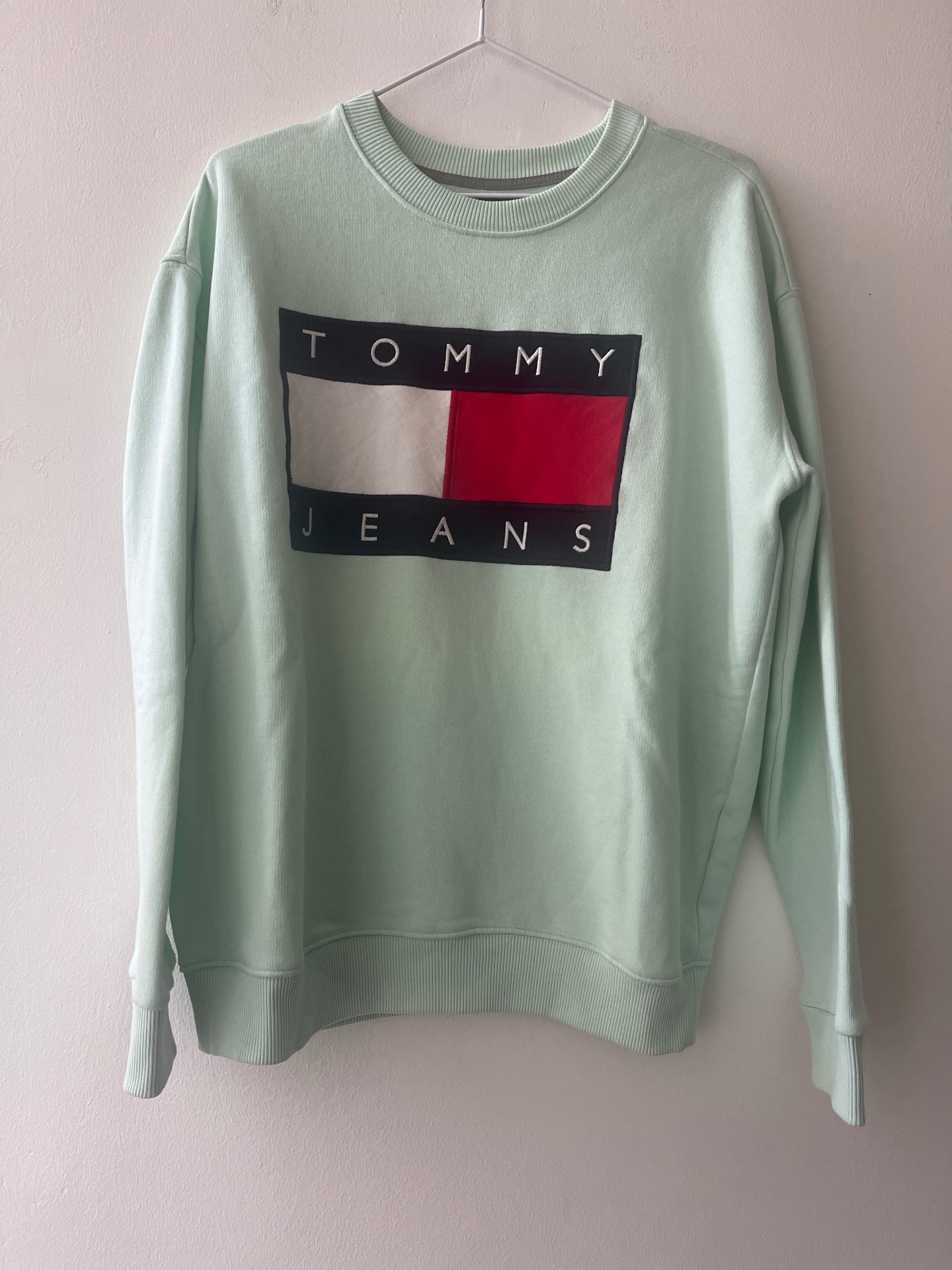סוויטשירט מנטה Tommy Hilfiger - טומי הילפיגר יד שנייה בנמיז - Nemyz