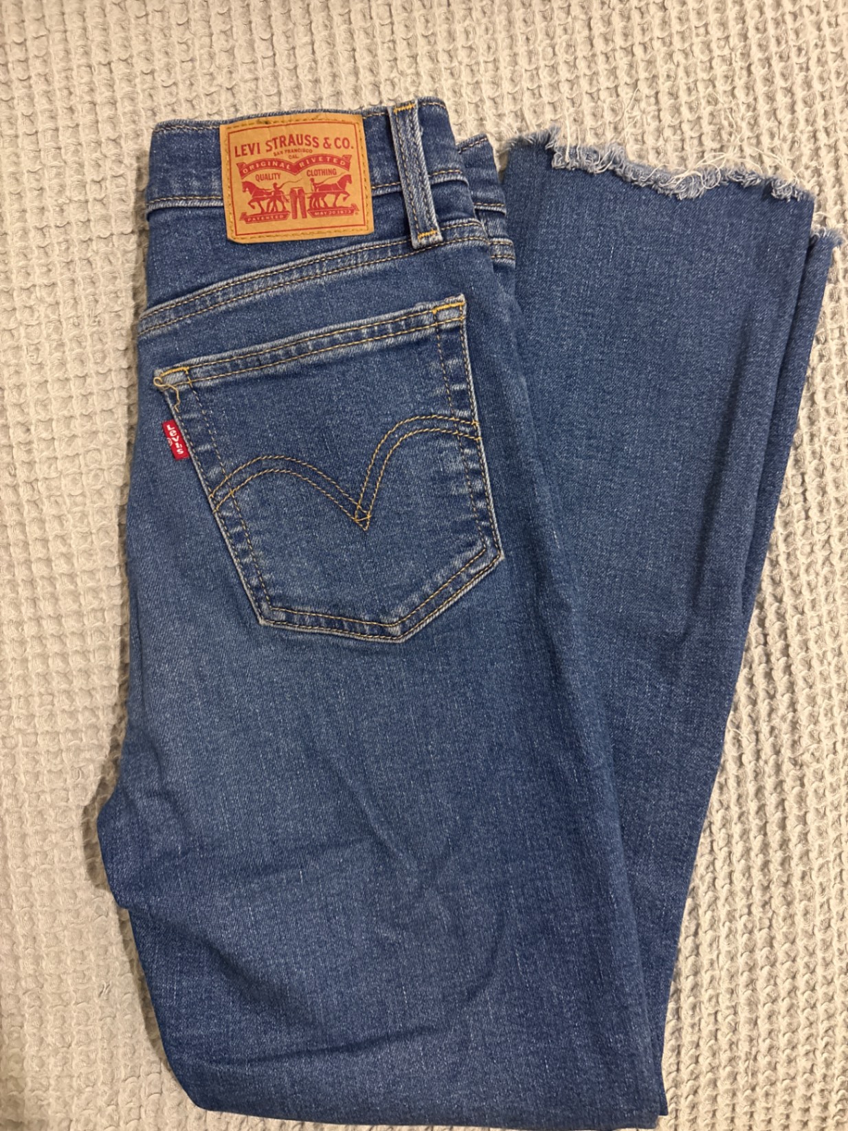 ג׳ינס Levi’s כחול Levi's - ליווייס יד שנייה בנמיז - Nemyz