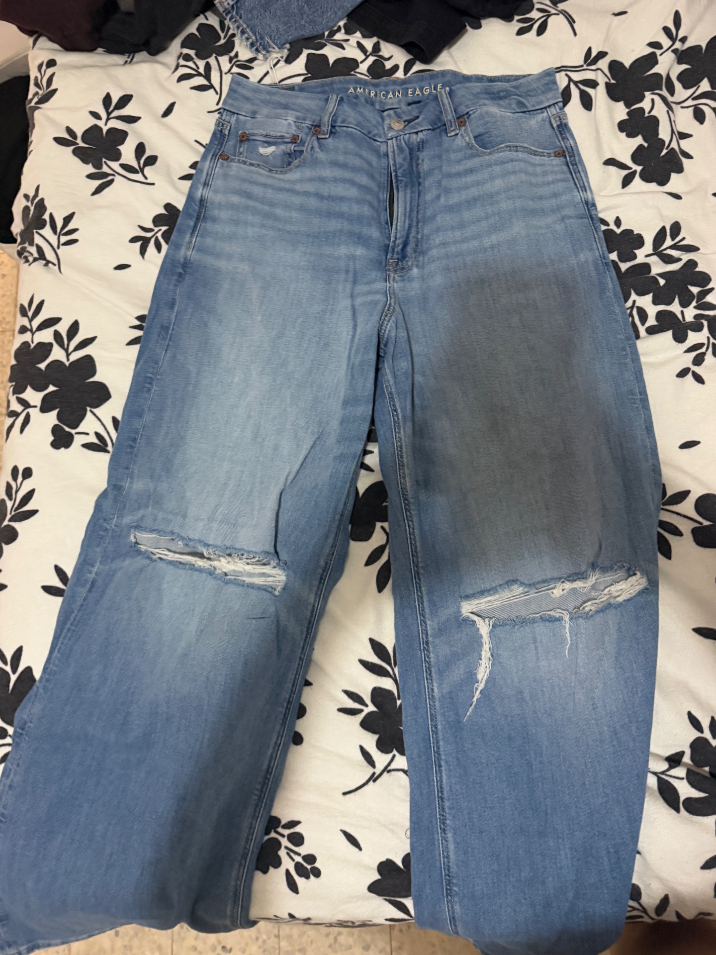 ג׳ינס כחול רחב American Eagle – אמריקן איגל יד שנייה בנמיז - Nemyz