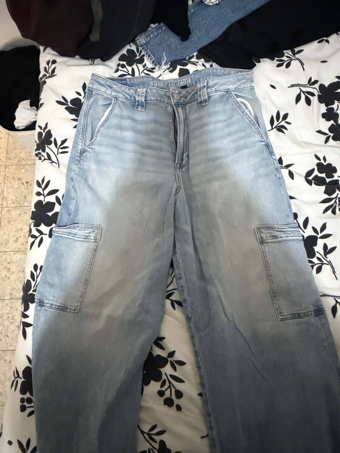ג׳ינס אמריקן איגל American Eagle – אמריקן איגל יד שנייה בנמיז - Nemyz