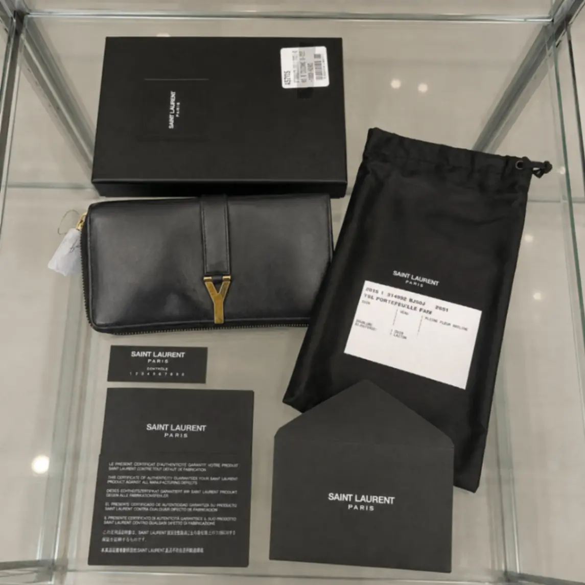 Saint Laurent Wallet Saint Laurent - סן לורן יד שנייה בנמיז - Nemyz