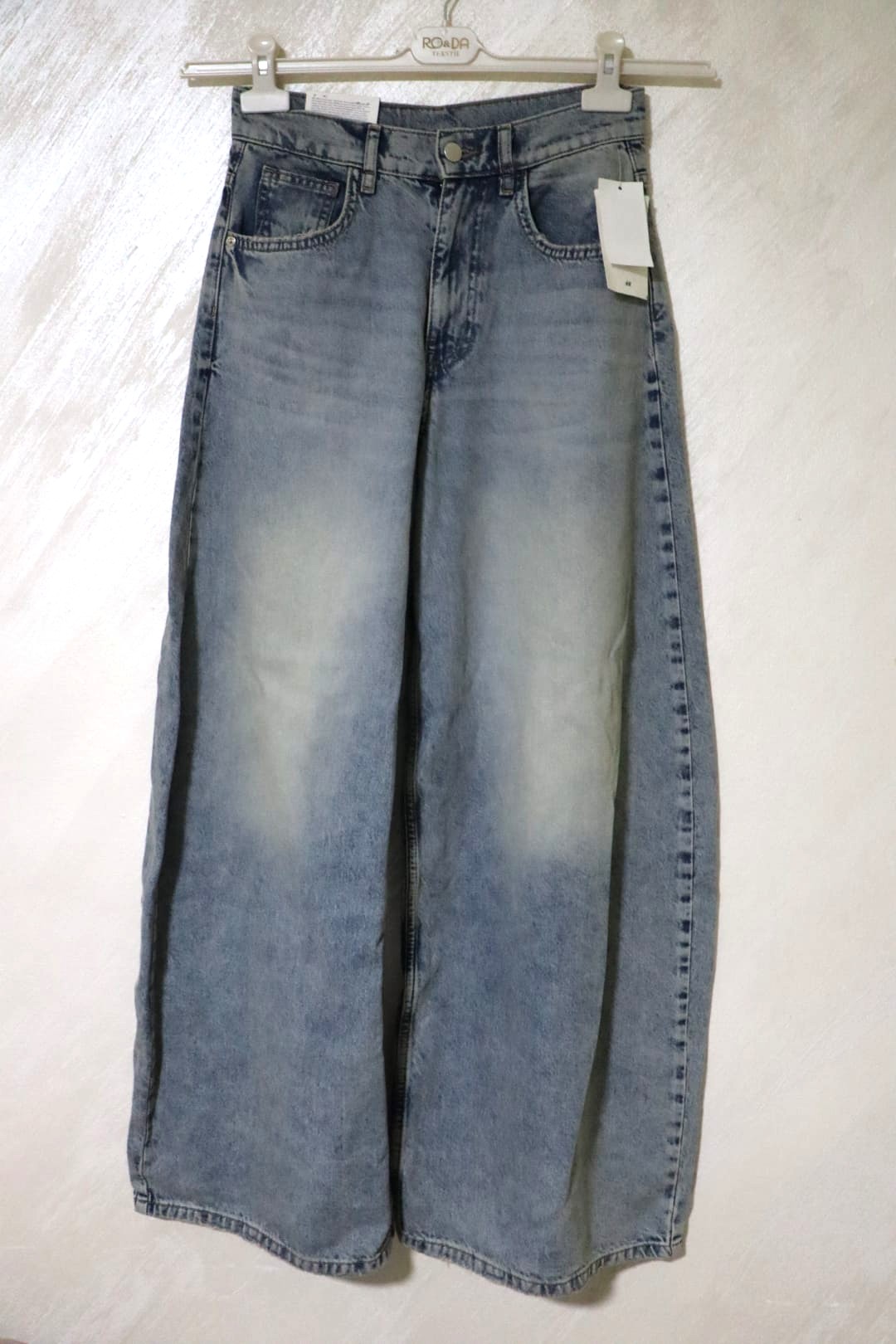 ג׳ינס H&M Barrel H&M - אייץ' אנד אם יד שנייה בנמיז - Nemyz