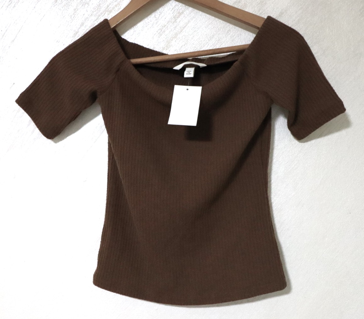 H&M חולצת ריב חומה H&M - אייץ' אנד אם יד שנייה בנמיז - Nemyz