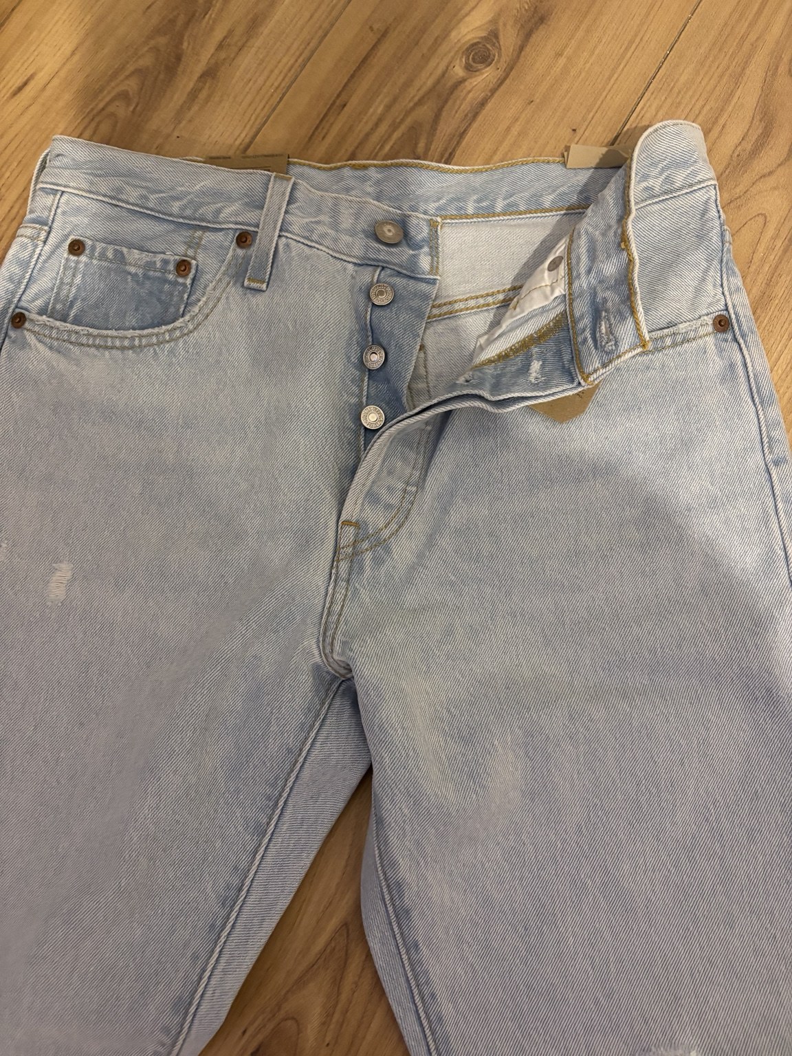 ג׳ינס 501 ליוויס Levi's - ליווייס יד שנייה בנמיז - Nemyz