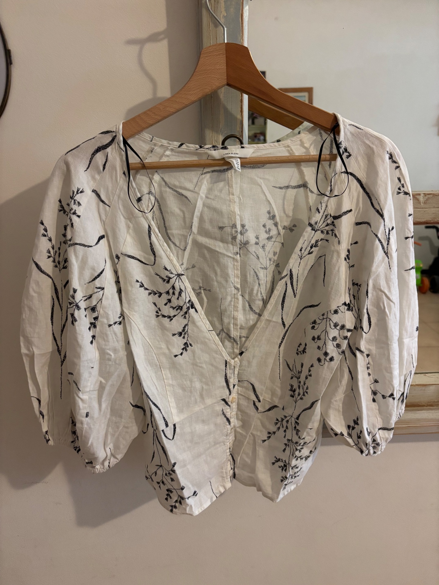 חולצה מכופתרת H&M H&M - אייץ' אנד אם יד שנייה בנמיז - Nemyz