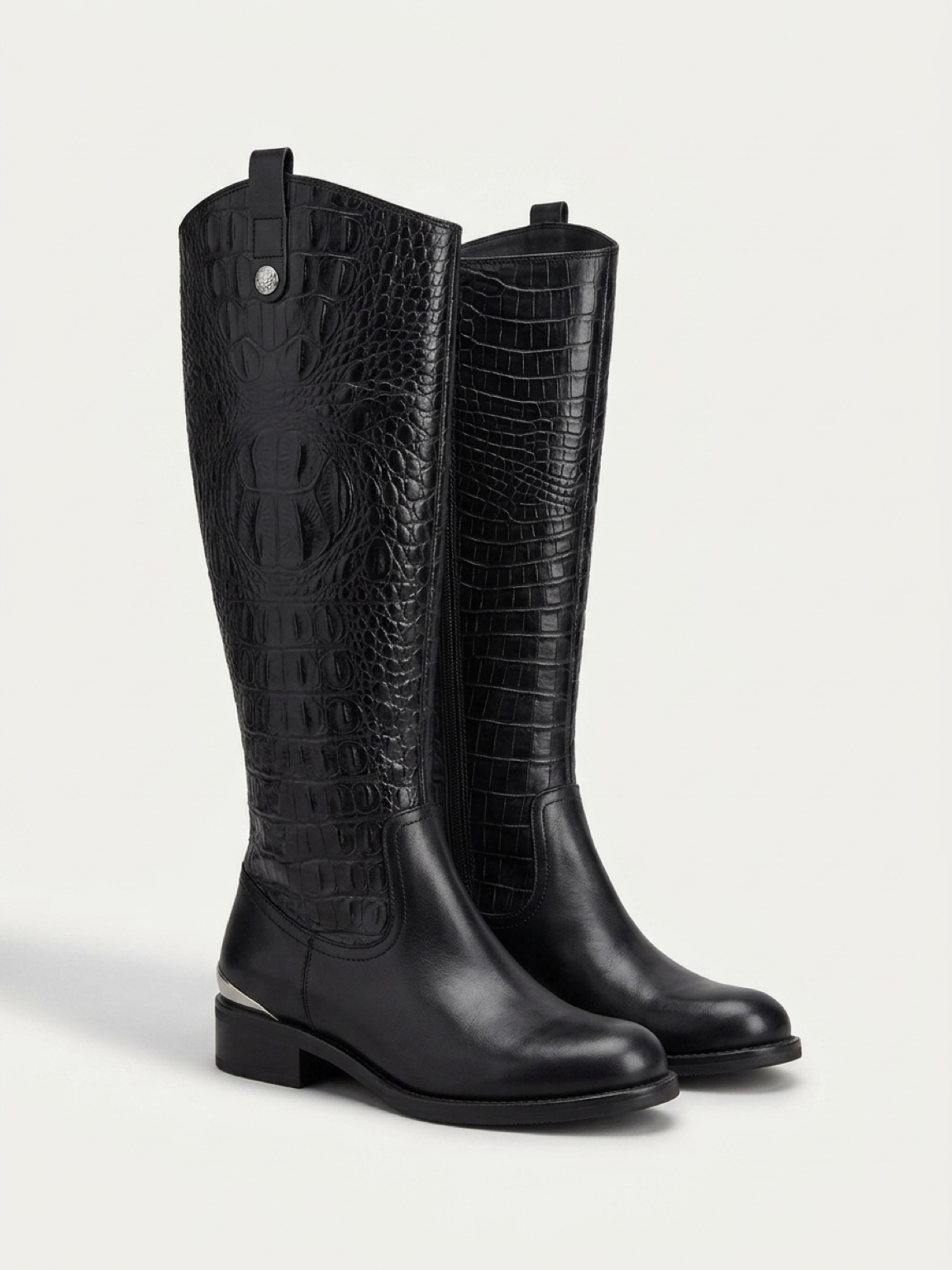 מגפי Vince Camuto Vince Camuto יד שנייה בנמיז - Nemyz