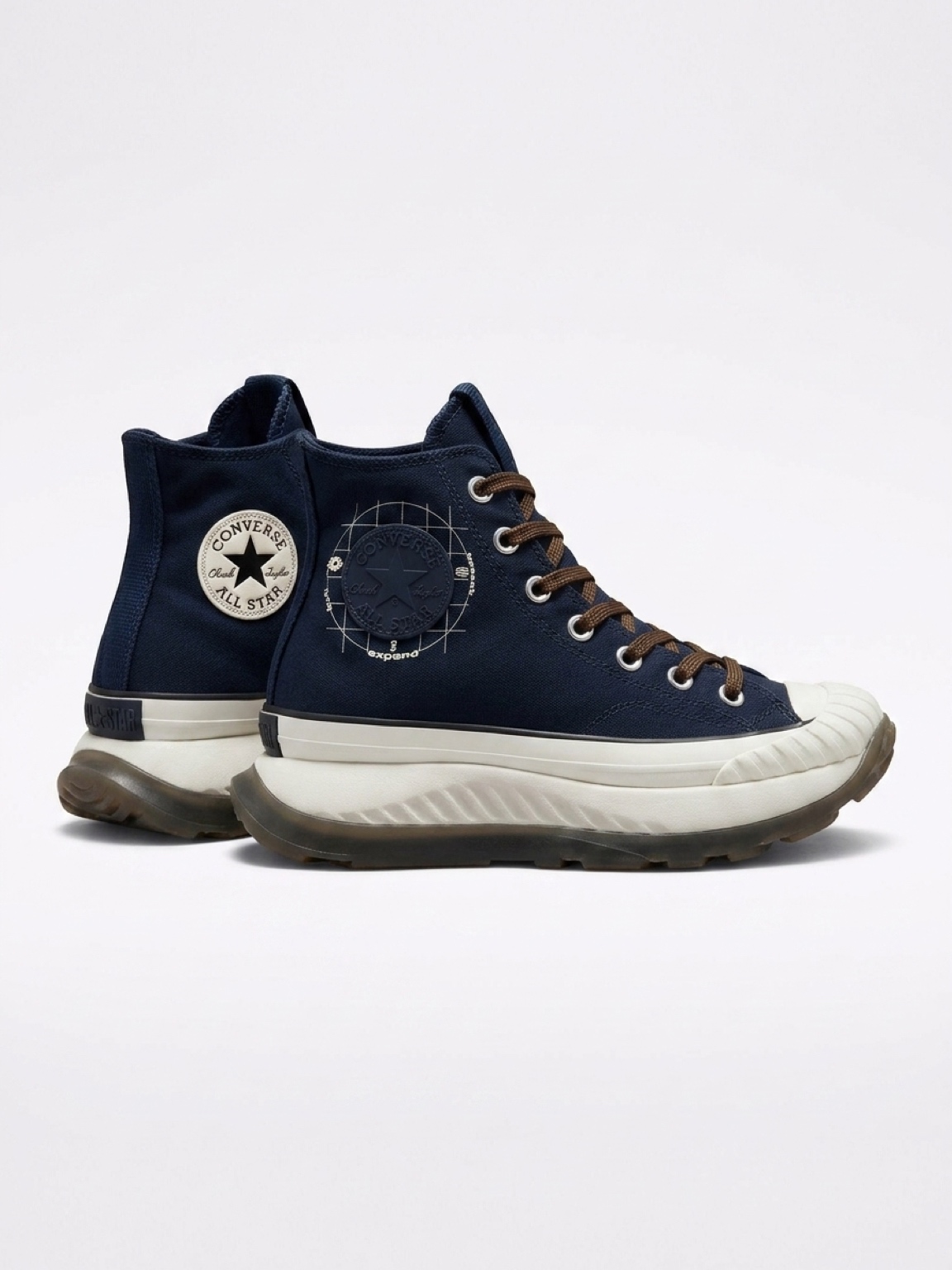 Converse Run Star Converse (All-Star) – קונברס (אול-סטאר) יד שנייה בנמיז - Nemyz