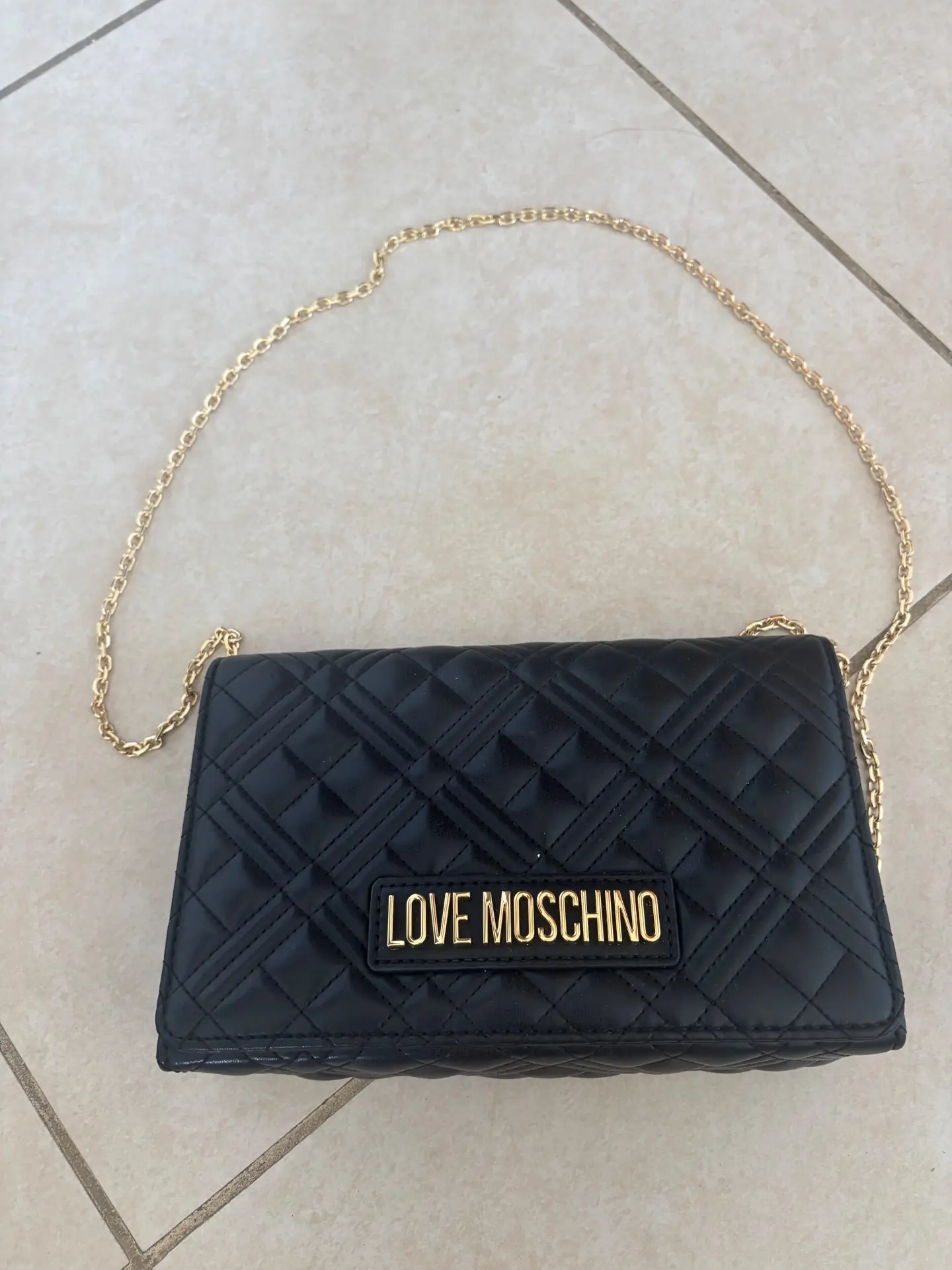 תיק מעור מוסקינו Love Moschino - לאב מוסקינו יד שנייה בנמיז - Nemyz