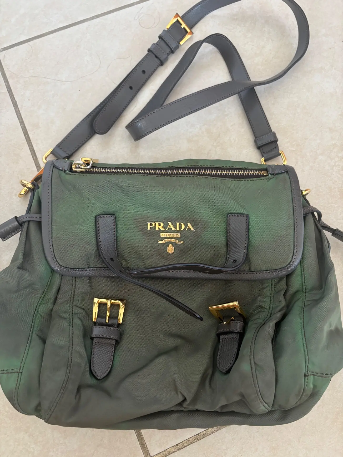 תיק ניילון פראדה Prada - פראדה יד שנייה בנמיז - Nemyz