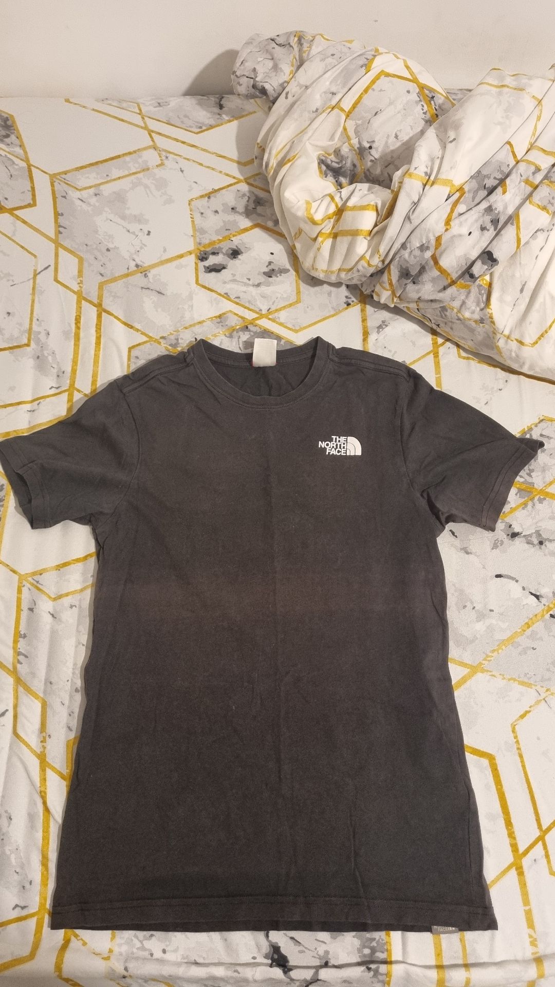 חולצה קצרה נורת פייס North Face - נורת' פייס יד שנייה בנמיז - Nemyz
