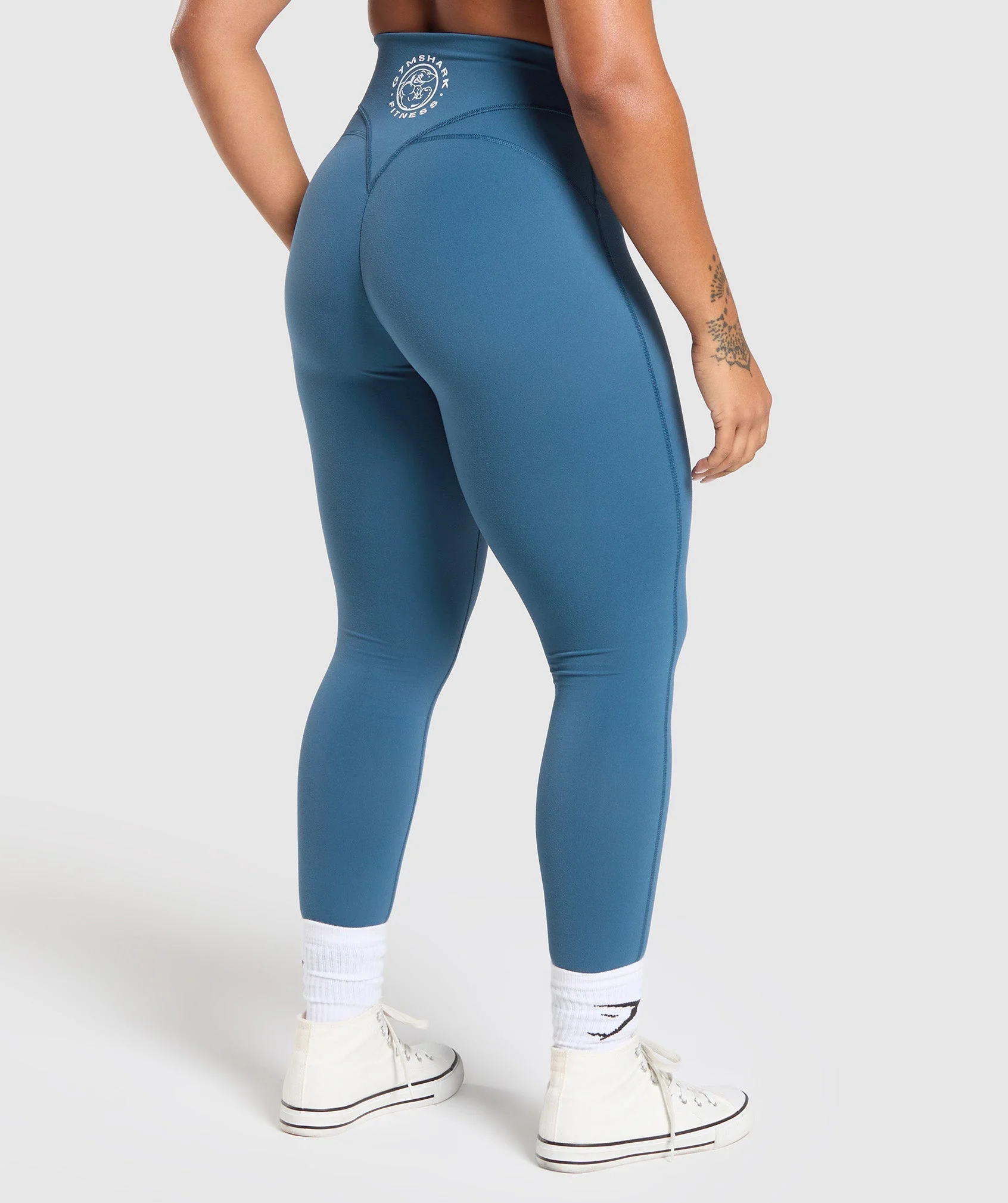 סט כחול של גים שארק Gymshark - ג'ים שארק יד שנייה בנמיז - Nemyz