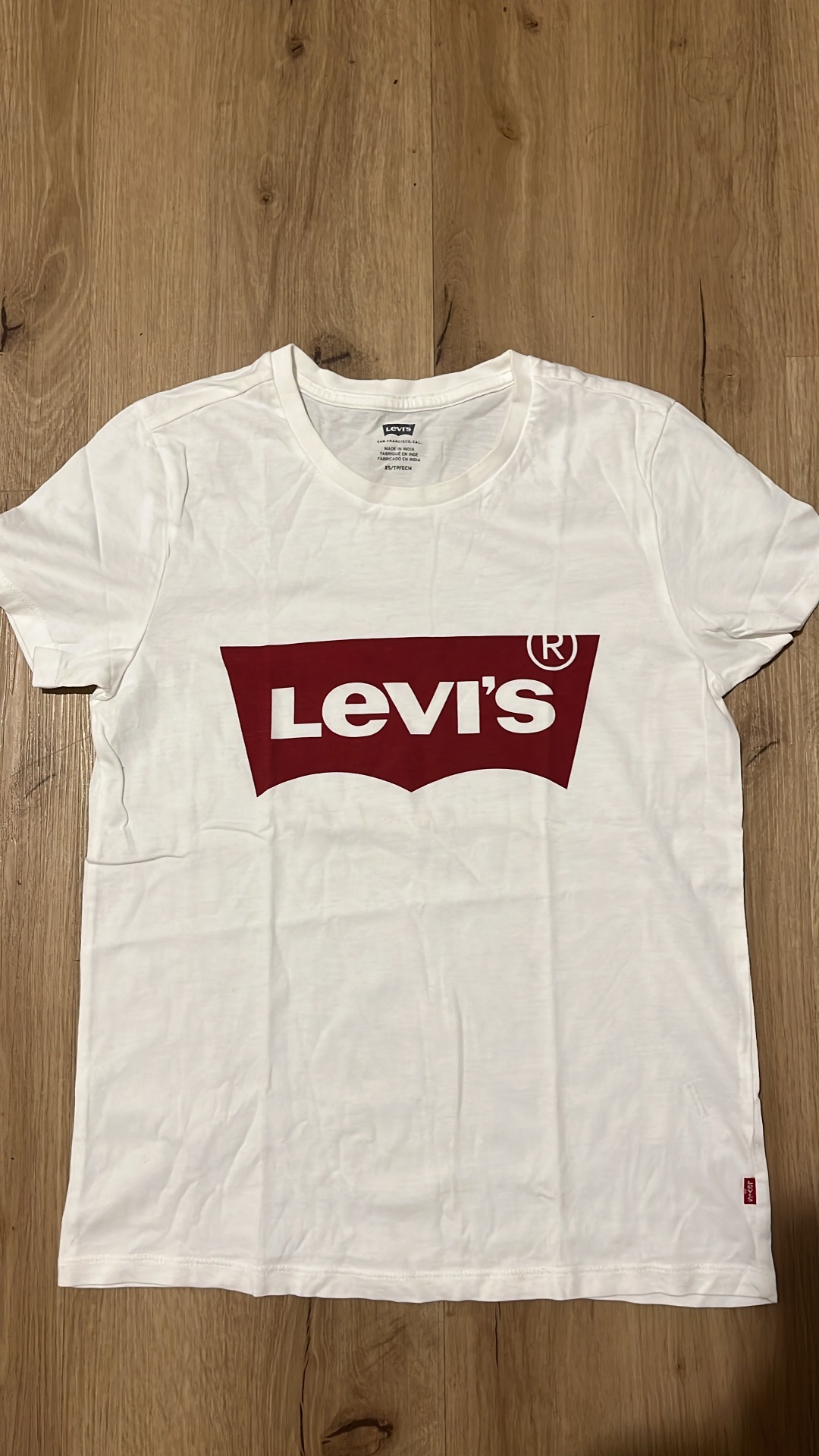 חולצה קלאסית ליוויס Levi's - ליווייס יד שנייה בנמיז - Nemyz