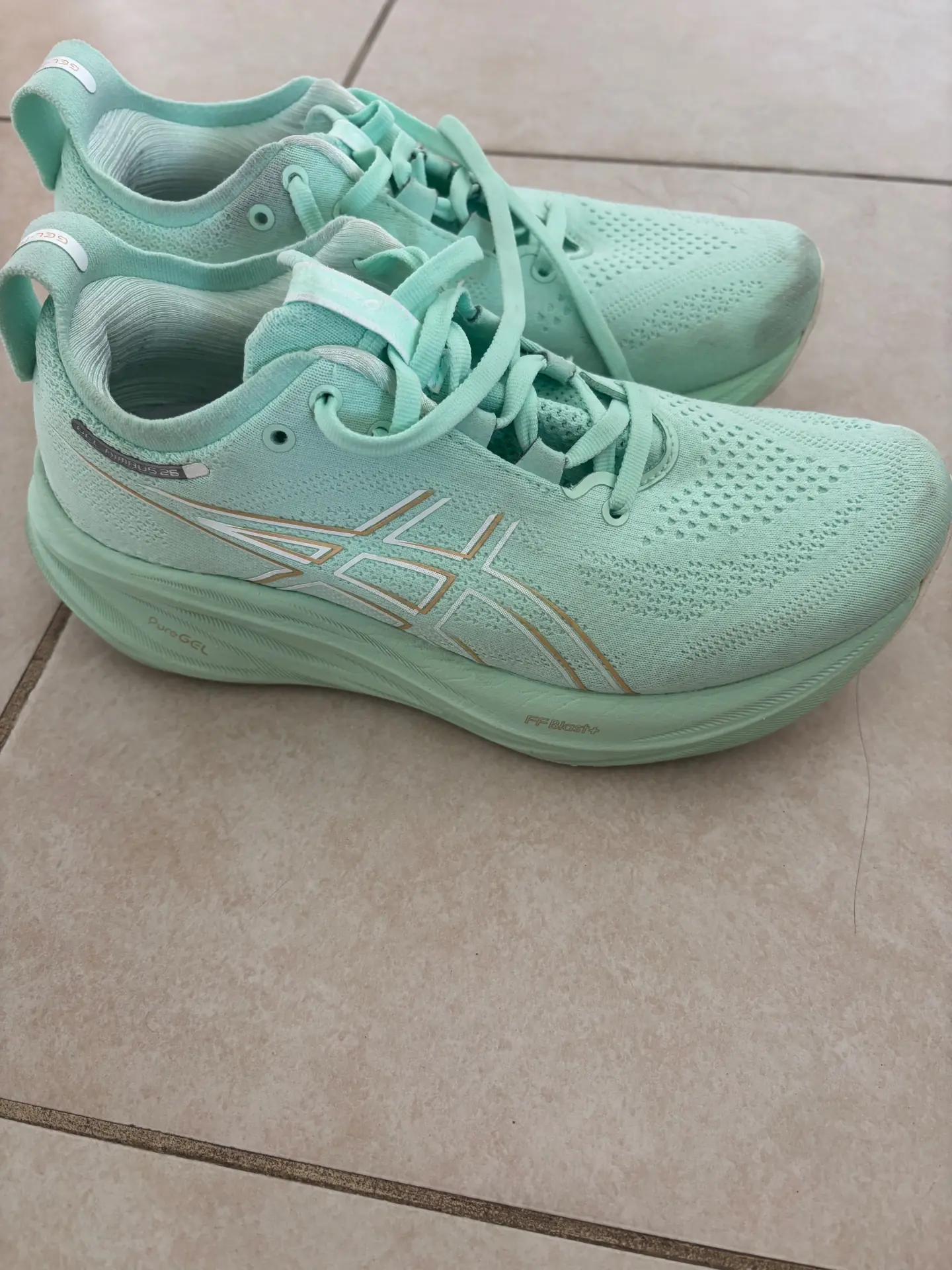 נעלי ספורט אסיקס Asics – אסיקס יד שנייה בנמיז - Nemyz
