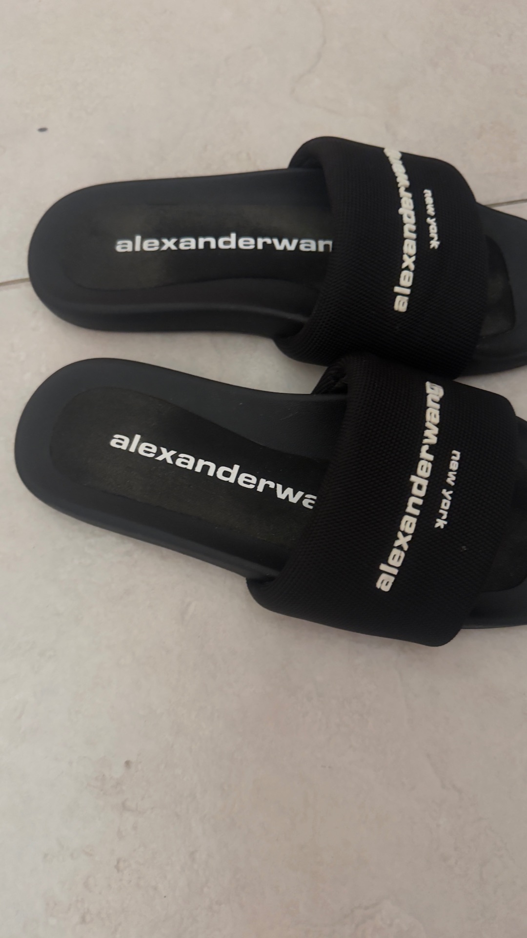 ‏כפכפים Alexander Wang יד שנייה בנמיז - Nemyz