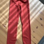 טייץ אדום לולולמון Lululemon - לולולמון יד שנייה בנמיז - Nemyz