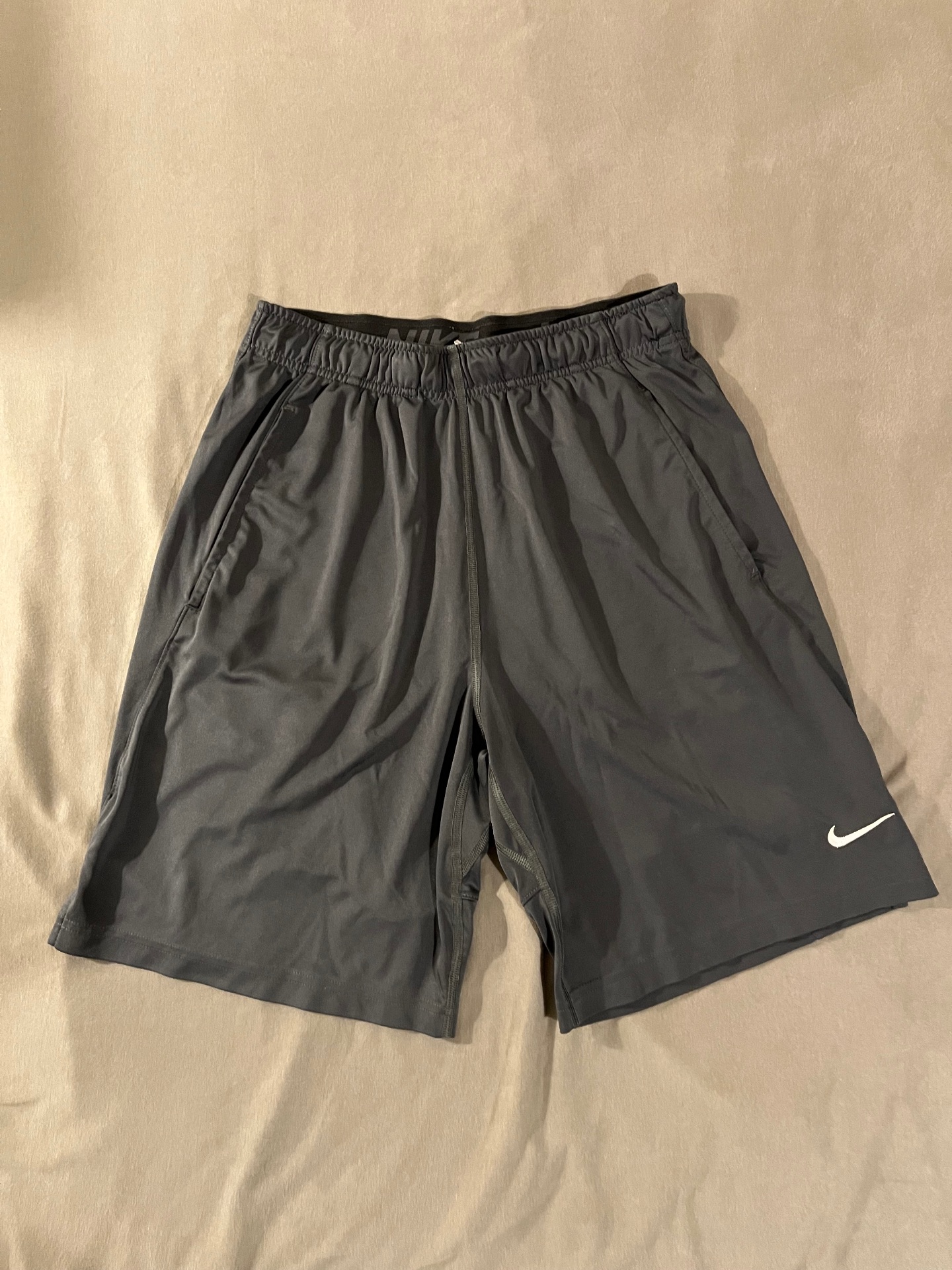 מכנסי דרי פיט אפורים Nike - נייקי יד שנייה בנמיז - Nemyz