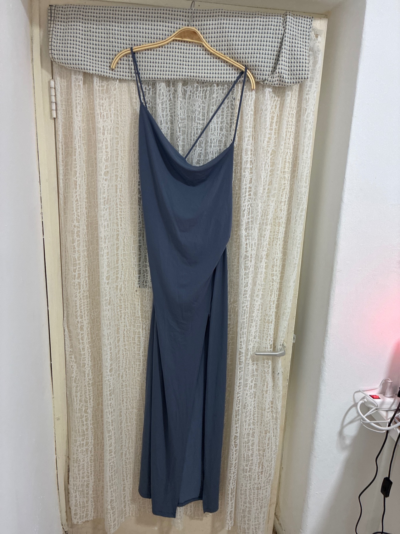 שמלת מקסי אסימטרית Pull & Bear - פול אנד בר יד שנייה בנמיז - Nemyz