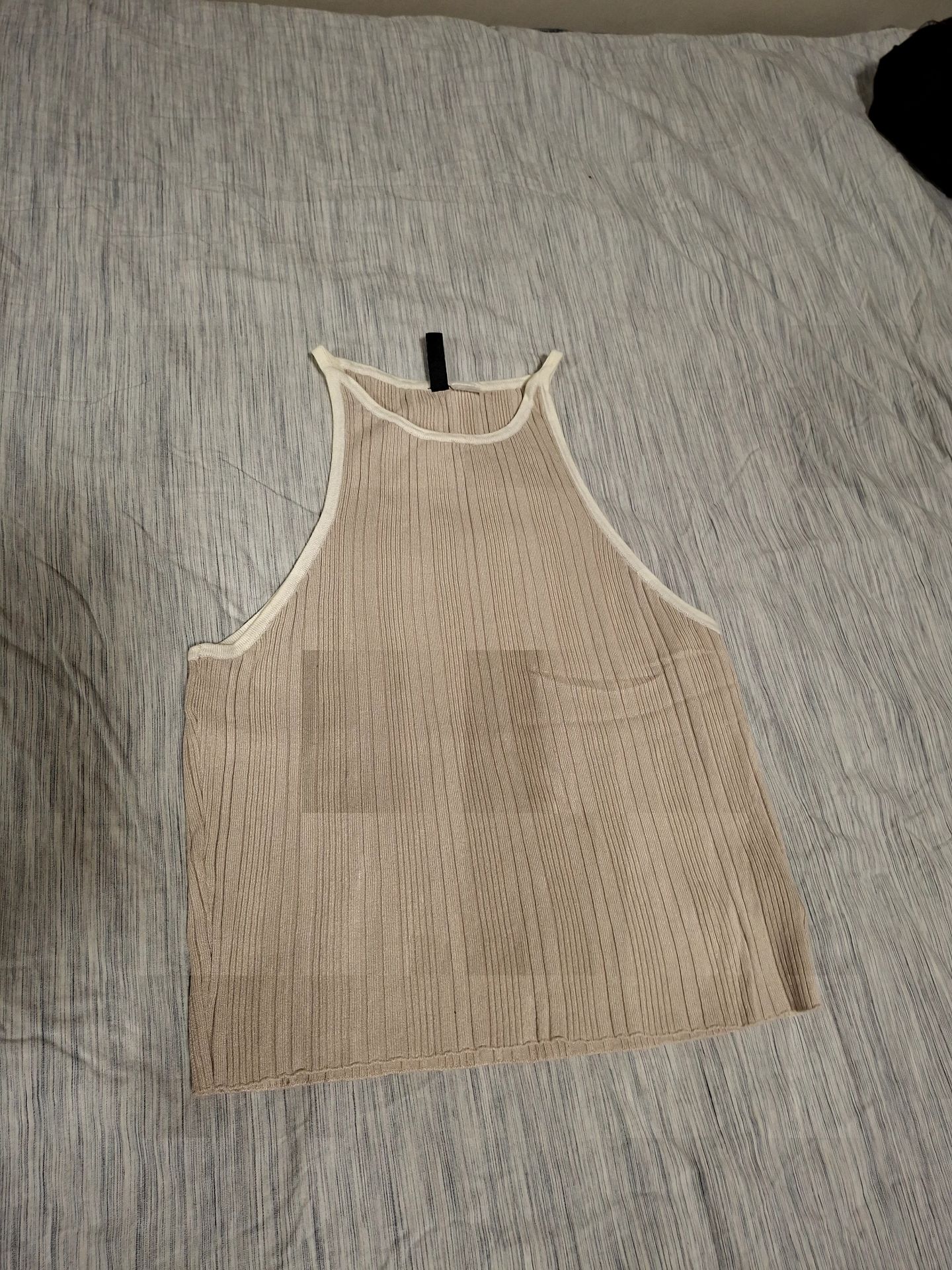 גופיית ריב h&m H&M - אייץ' אנד אם יד שנייה בנמיז - Nemyz