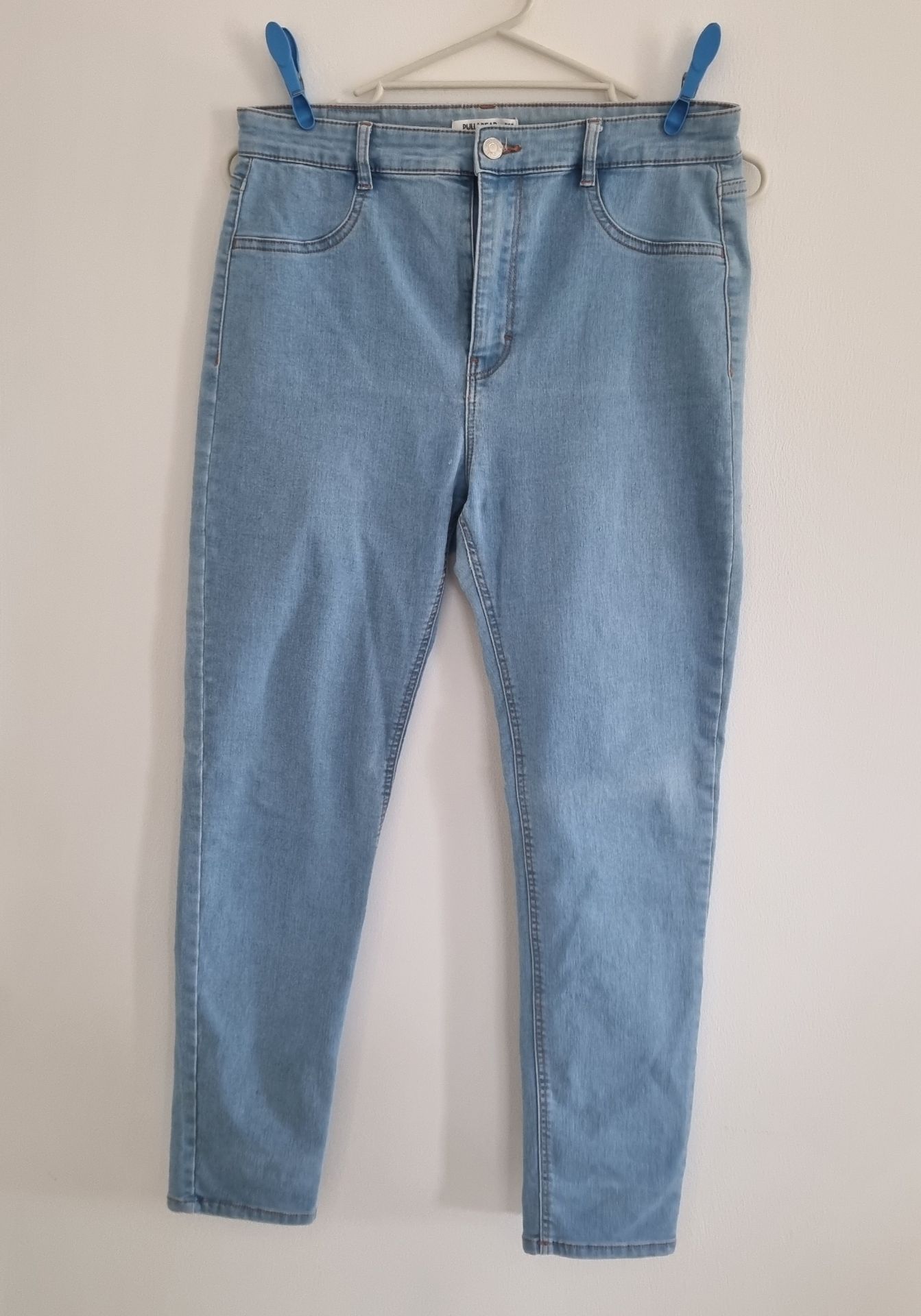 מכנסי ג’ינס ארוכים Pull & Bear - פול אנד בר יד שנייה בנמיז - Nemyz