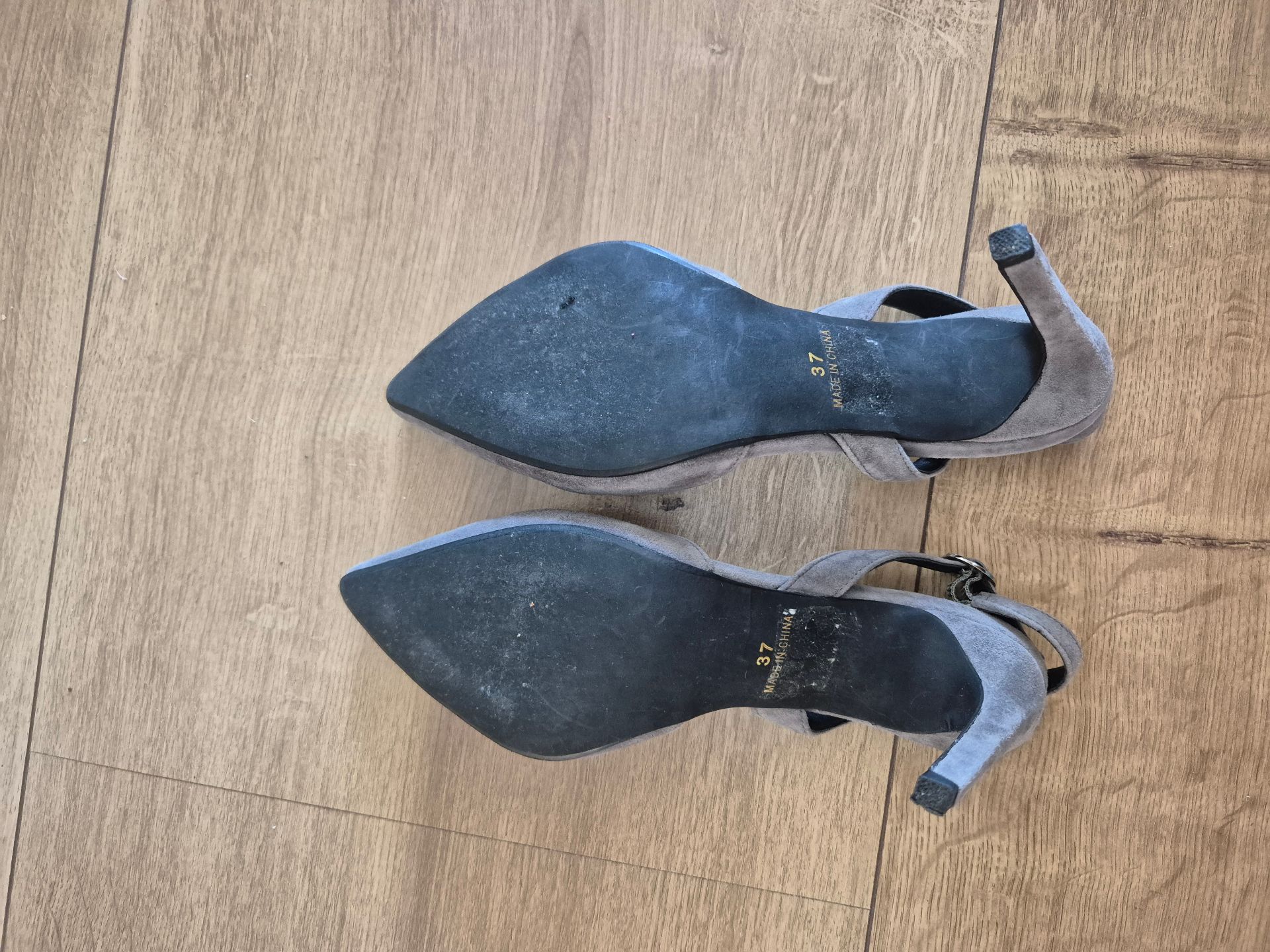 Jeffrey Campbell Jeffrey Campbell - ג'פרי קמפבל יד שנייה בנמיז - Nemyz