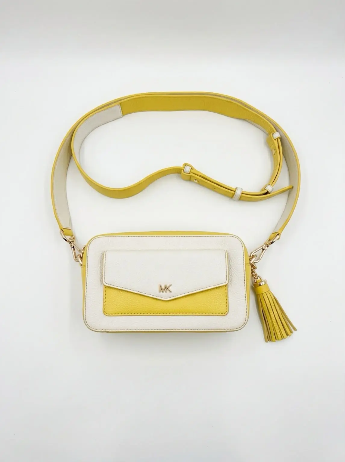 תיק מושלם ליום יום מייקל קורס – Michael Kors יד שנייה בנמיז - Nemyz