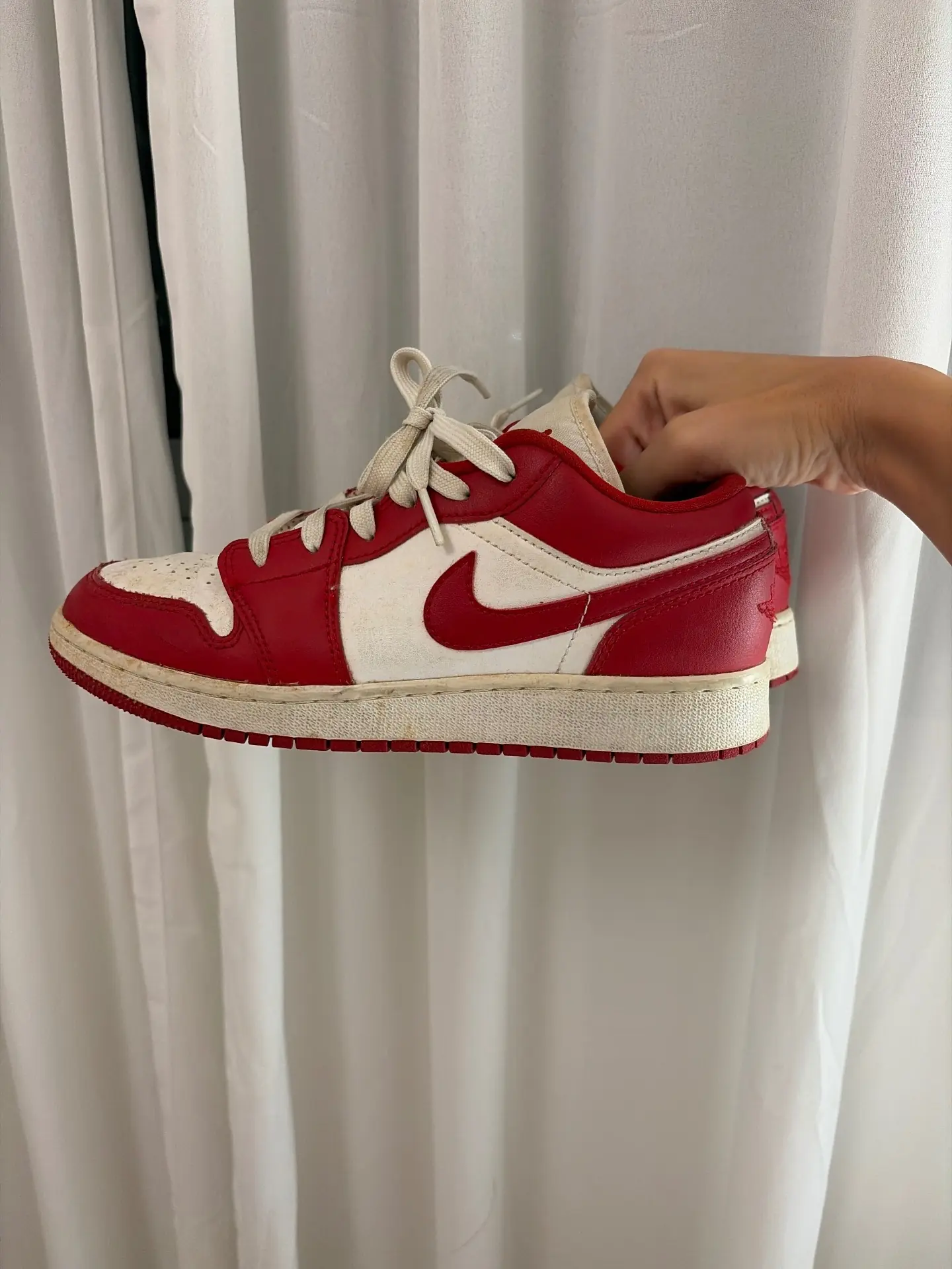 נעל ג׳ורדן Nike - נייקי יד שנייה בנמיז - Nemyz
