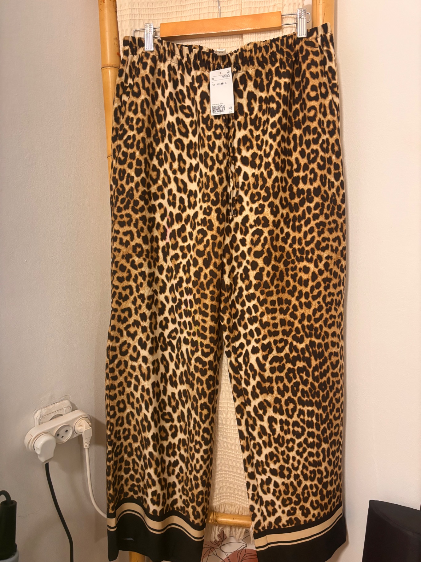 מכנסי סאטן h&m H&M - אייץ' אנד אם יד שנייה בנמיז - Nemyz
