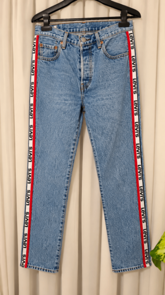 ליוויס 501 לוגו Levi's - ליווייס יד שנייה בנמיז - Nemyz