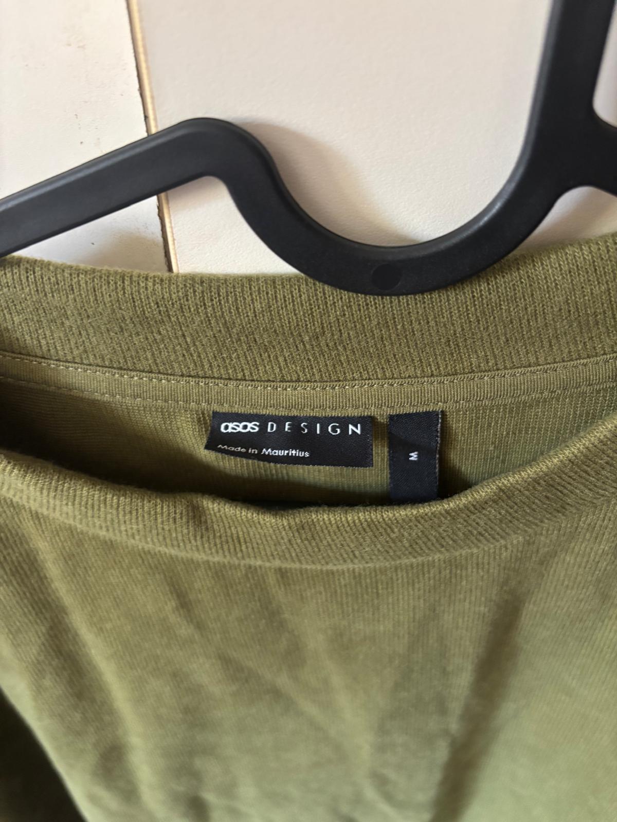 חולצה חדשה oversize Asos – אסוס יד שנייה בנמיז - Nemyz
