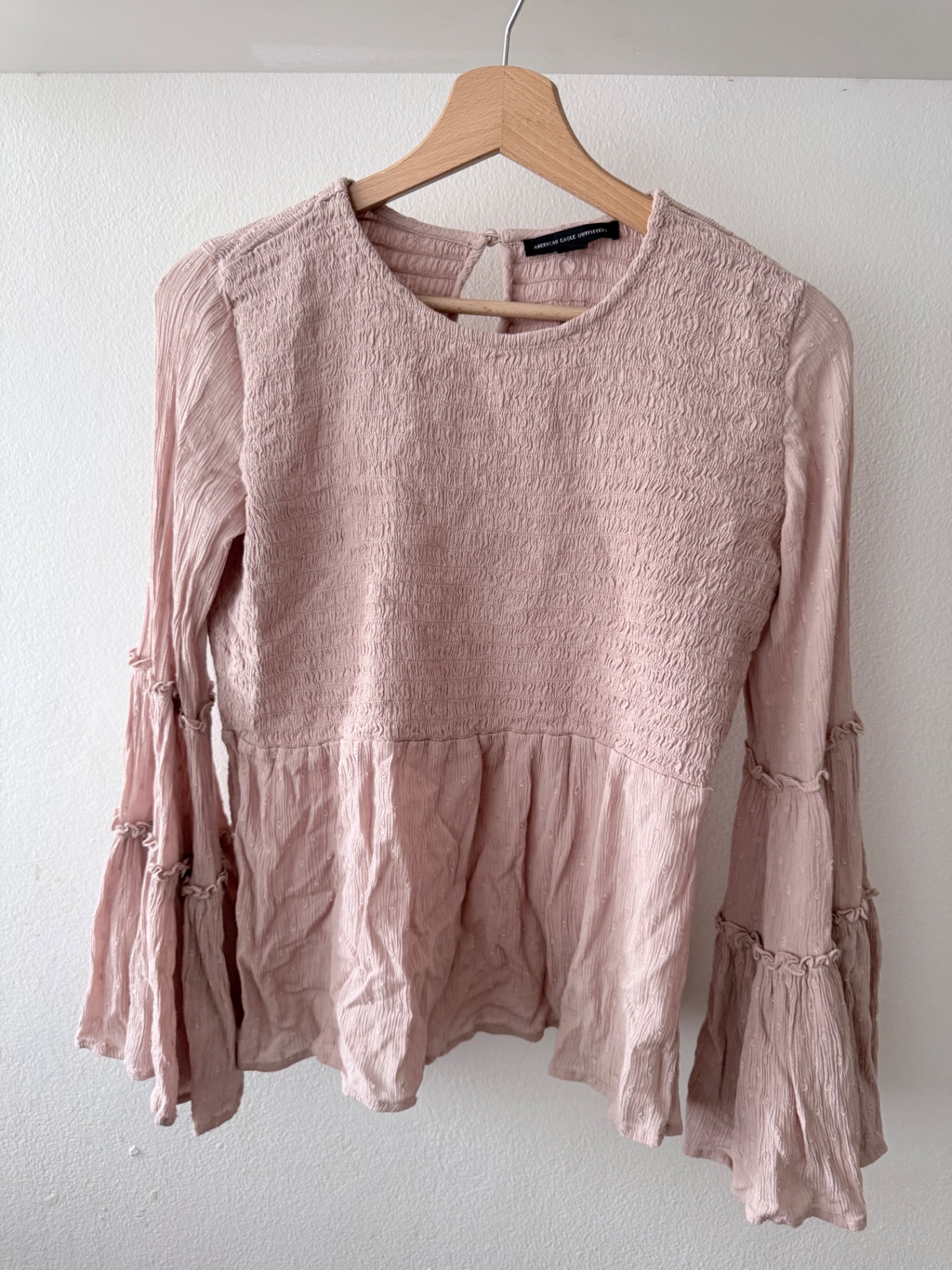 חולצה אמריקן איגל American Eagle – אמריקן איגל יד שנייה בנמיז - Nemyz