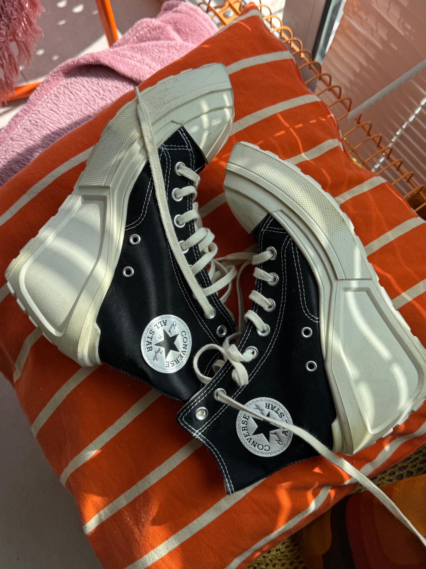Chuck 70 De Luxe Wed Converse (All-Star) – קונברס (אול-סטאר) יד שנייה בנמיז - Nemyz